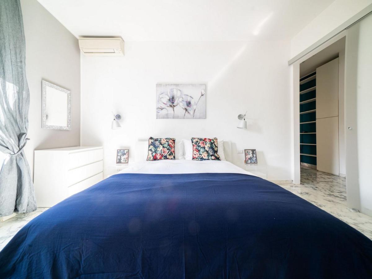Cozy One-bedroom With 2 Balconies In Sempione District Mailand