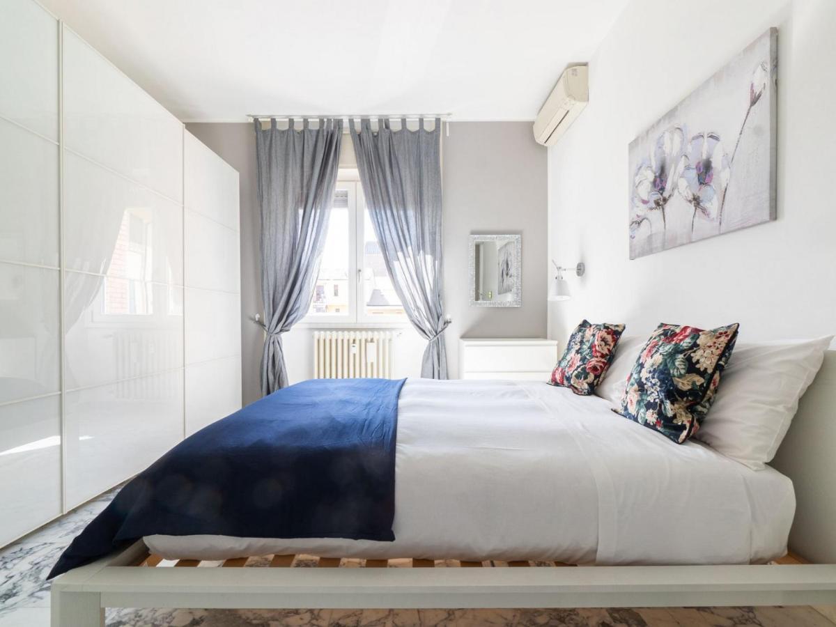 Apartment Cozy One-bedroom With 2 Balconies In Sempione District Mailand