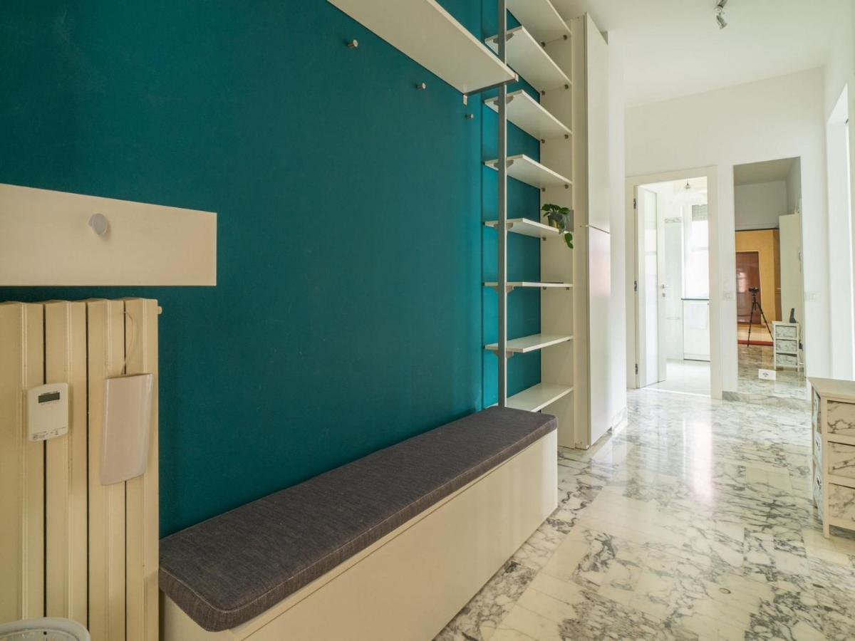 Cozy One-bedroom With 2 Balconies In Sempione District *