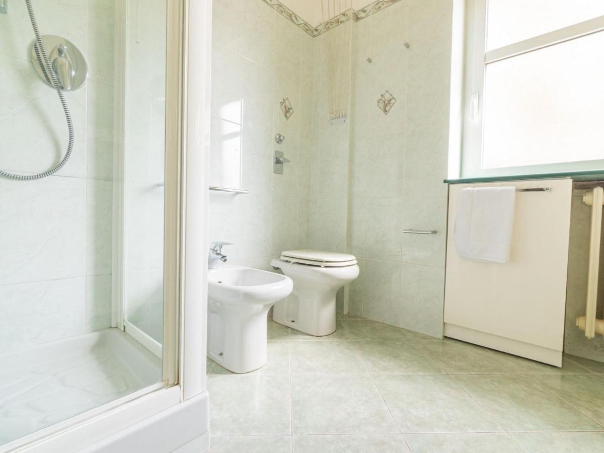 Apartment Cozy One-bedroom With 2 Balconies In Sempione District Mailand